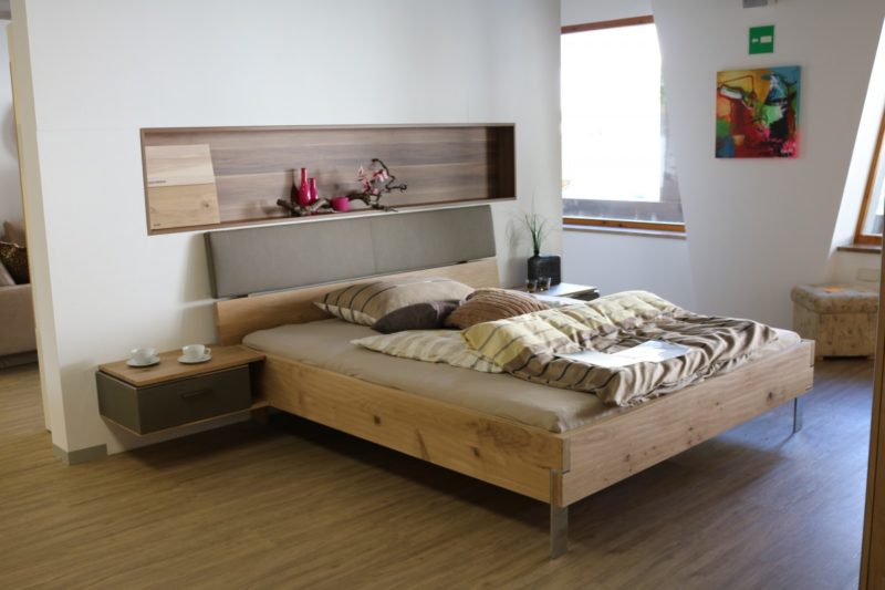 Come dipingere un letto di legno? In 8 Semplici Passi!
