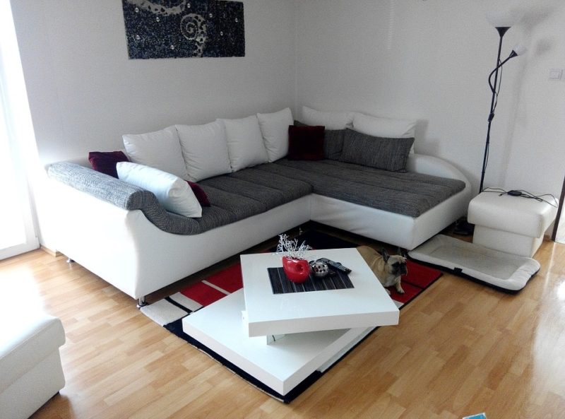 Quale schiuma di densità per i cuscini del divano: guida all'acquisto