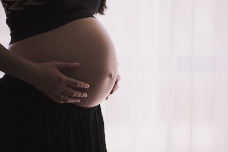 Domande da porre alla tua compagnia assicurativa quando sei incinta? 6 fantastiche risposte!
